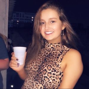 Meet your Posher, Brinna